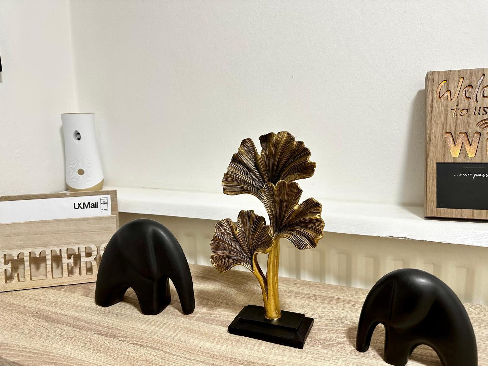 Stylish Modern Centre Flat *