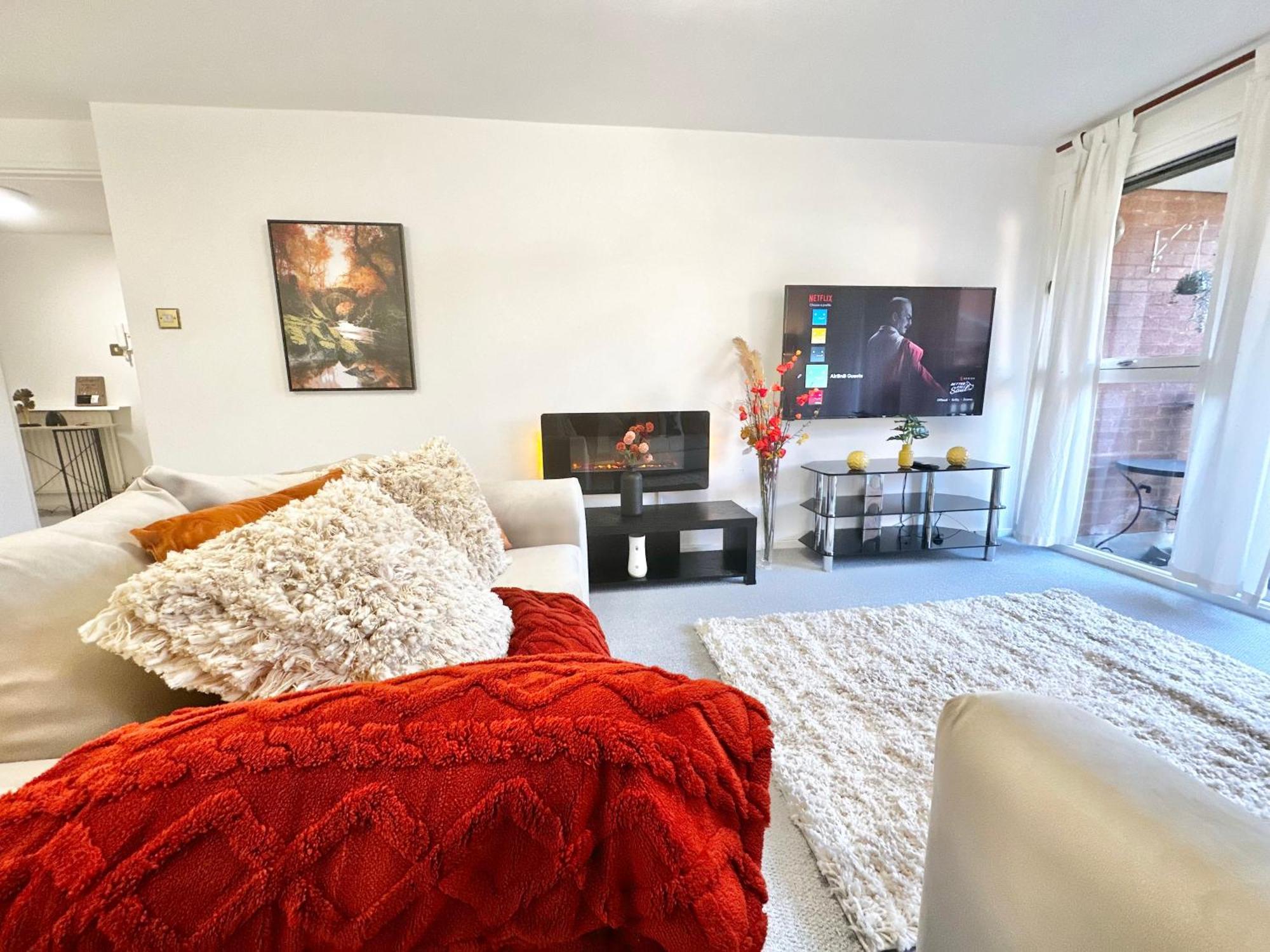 Stylish Modern Centre Flat * Birmingham