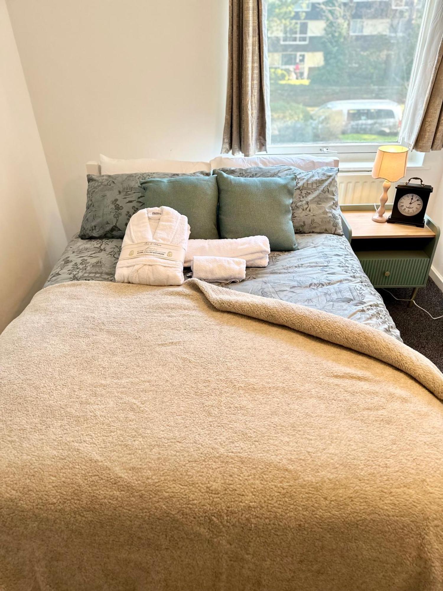 Stylish Modern Centre Flat Birmingham