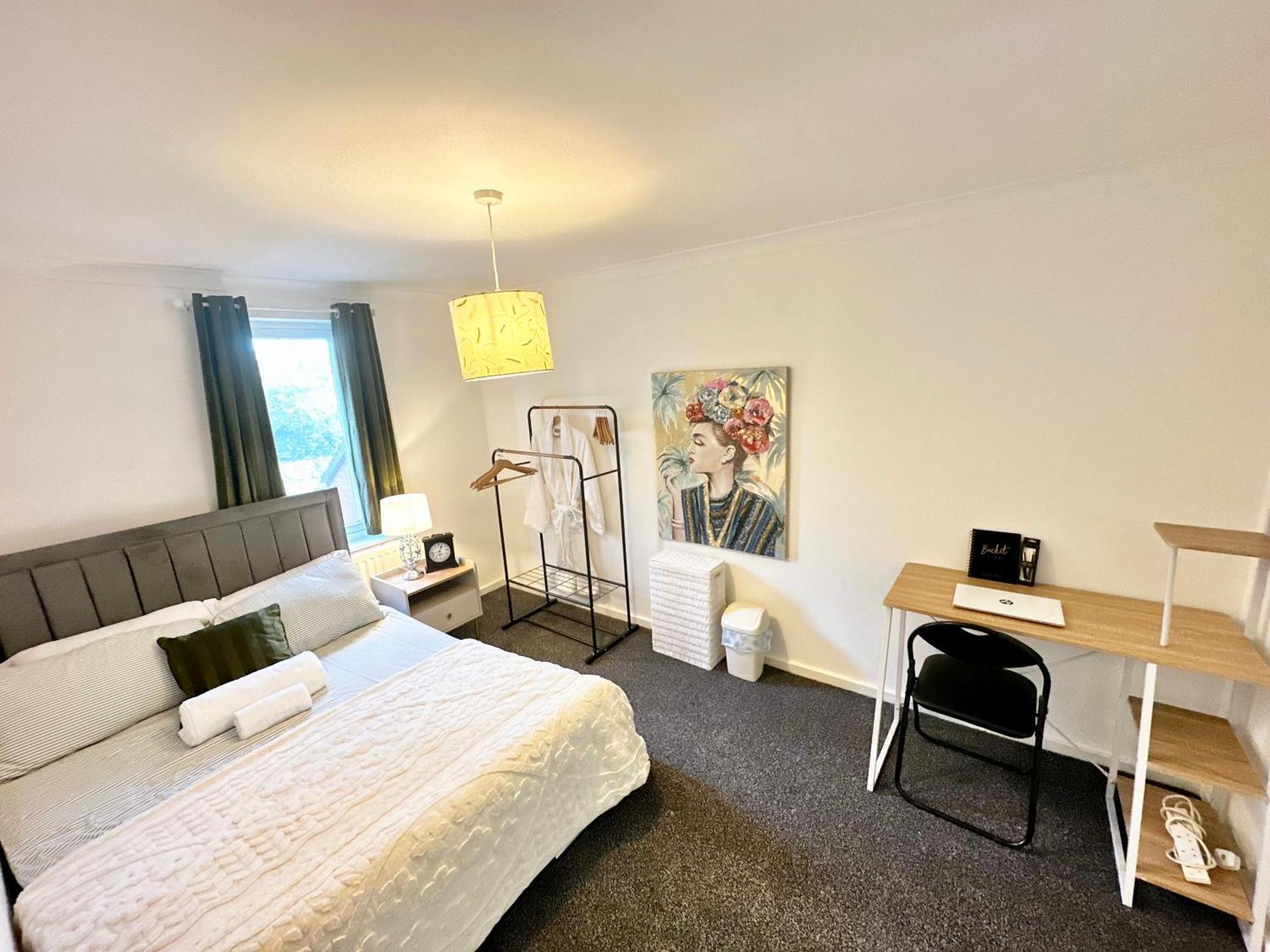 Stylish Modern Centre Flat Apartment Birmingham